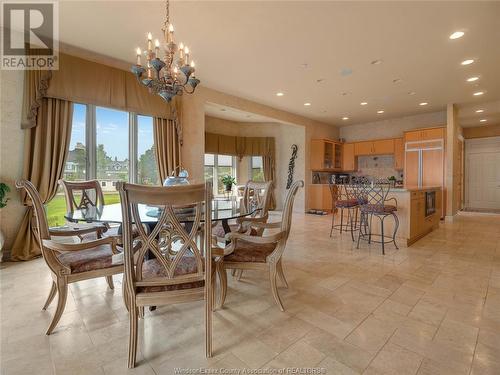 318 Crystal Bay Drive, Amherstburg, ON - Indoor Photo Showing Dining Room