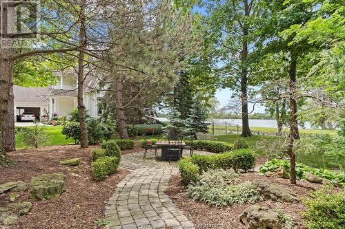 318 Crystal Bay Drive, Amherstburg, ON - Outdoor