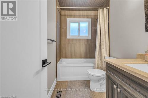 168 Glen Road, Kitchener, ON - Indoor Photo Showing Bathroom