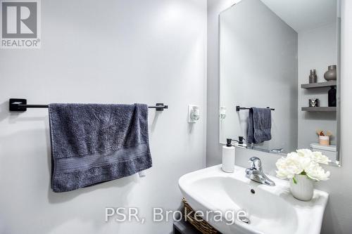 120 Watermill Street, Kitchener, ON - Indoor Photo Showing Bathroom