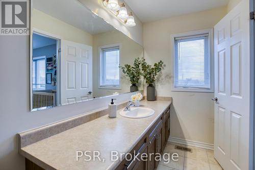 120 Watermill Street, Kitchener, ON - Indoor Photo Showing Bathroom