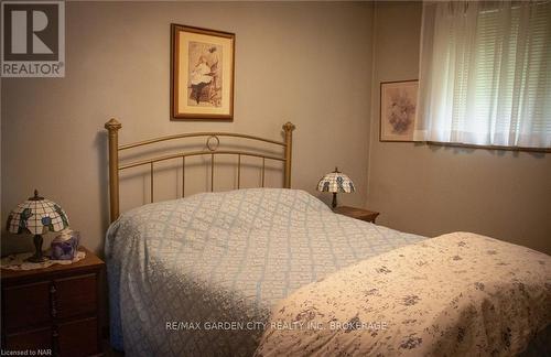 35 Mcdonagh Crescent, Thorold (558 - Confederation Heights), ON - Indoor Photo Showing Bedroom