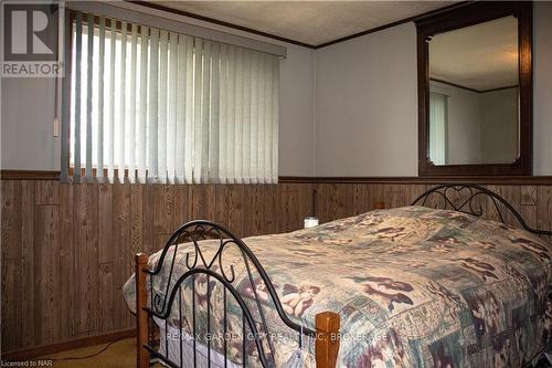 35 Mcdonagh Crescent, Thorold (558 - Confederation Heights), ON - Indoor Photo Showing Bedroom