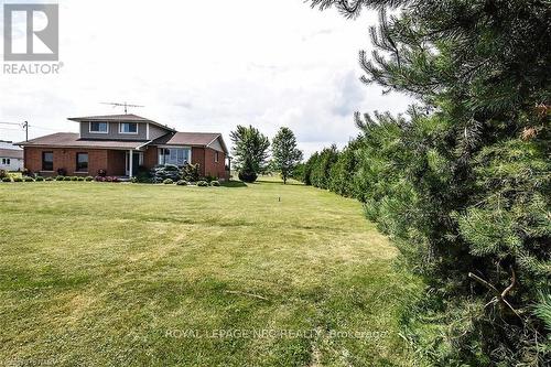 155 East West Line Road, Niagara-On-The-Lake (102 - Lakeshore), ON - Outdoor