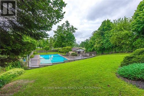 140 Lakeshore Road, Fort Erie (333 - Lakeshore), ON - Outdoor With Backyard