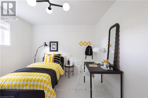 413 Queenston Road, Niagara-On-The-Lake (104 - Rural), ON - Indoor Photo Showing Bedroom