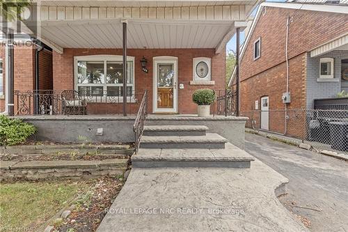 138 Balmoral Avenue N, Hamilton (Crown Point), ON - Outdoor With Deck Patio Veranda