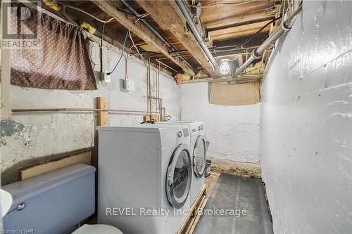 34 Tasker Street, St. Catharines (450 - E. Chester), ON - Indoor Photo Showing Laundry Room