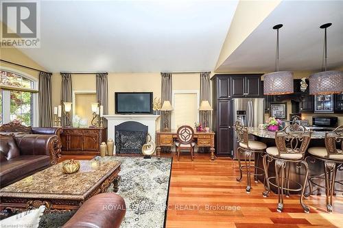 18 Martha Court, Pelham (664 - Fenwick), ON - Indoor Photo Showing Other Room With Fireplace