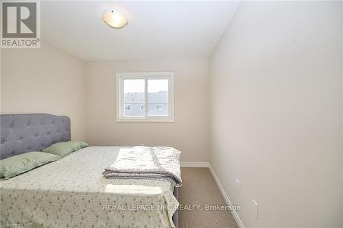 130 Acacia Road, Pelham (662 - Fonthill), ON - Indoor Photo Showing Bedroom