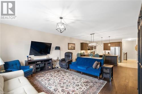 25 Andrew Lane, Thorold (562 - Hurricane/Merrittville), ON - Indoor Photo Showing Living Room