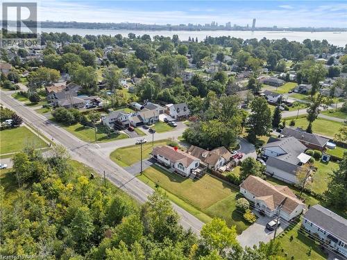 550 Albany Street, Fort Erie (333 - Lakeshore), ON - Outdoor With Body Of Water With View