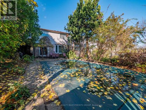 1704 Oberon Crescent, Mississauga, ON - Outdoor