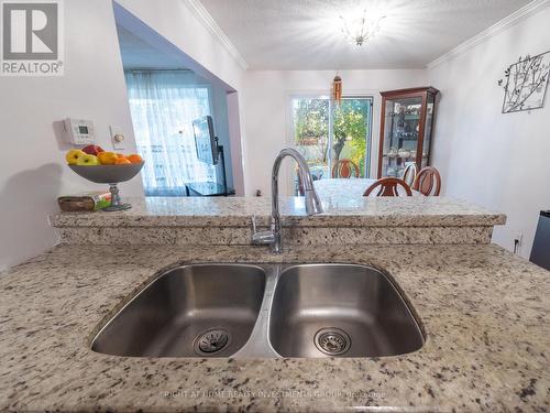 1704 Oberon Crescent, Mississauga, ON - Indoor Photo Showing Kitchen With Double Sink