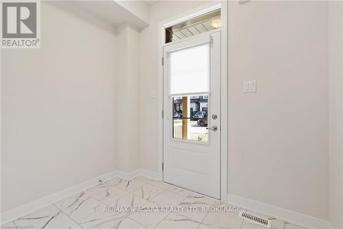 95 Keelson Street, Welland (774 - Dain City), ON - Indoor Photo Showing Other Room