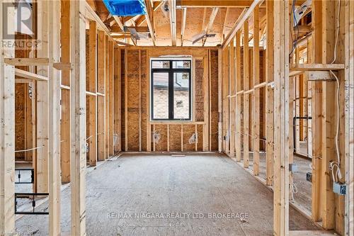 62 Bergenstein Crescent, Pelham (662 - Fonthill), ON - Indoor Photo Showing Other Room