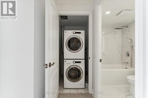 #1008 - 2 Clairtrell Road, Toronto, ON - Indoor Photo Showing Laundry Room