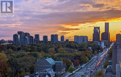 #1008 - 2 Clairtrell Road, Toronto, ON - Outdoor With View