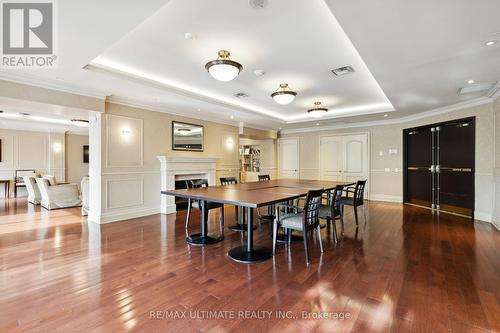 #1008 - 2 Clairtrell Road, Toronto, ON - Indoor Photo Showing Dining Room