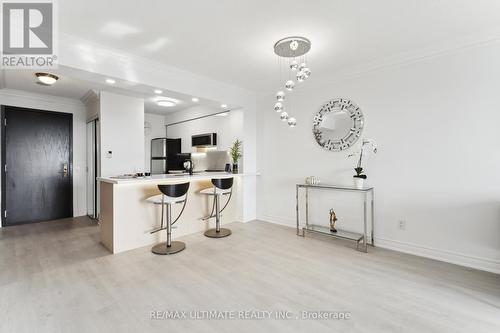 #1008 - 2 Clairtrell Road, Toronto, ON - Indoor