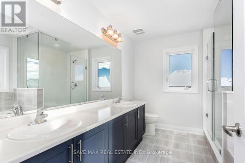 856 Knights Lane, Woodstock, ON - Indoor Photo Showing Bathroom