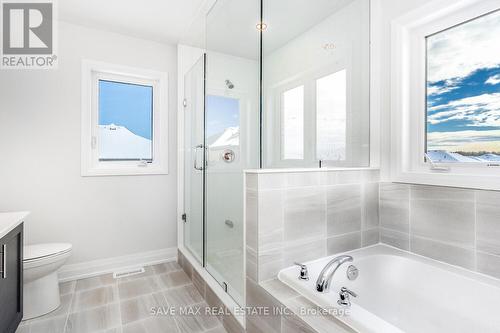 856 Knights Lane, Woodstock, ON - Indoor Photo Showing Bathroom