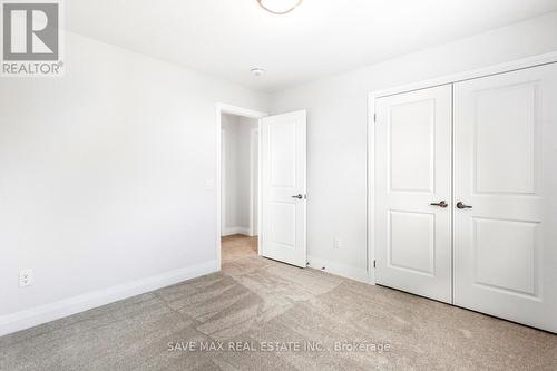 856 Knights Lane, Woodstock, ON - Indoor Photo Showing Other Room