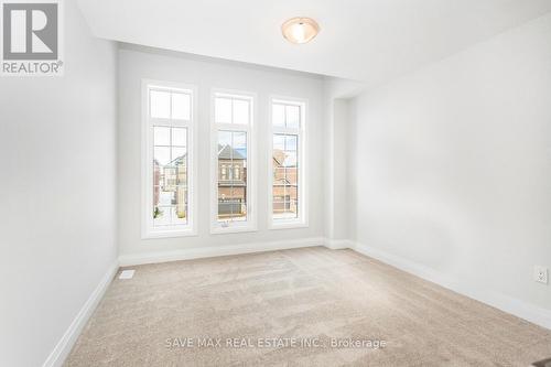 856 Knights Lane, Woodstock, ON - Indoor Photo Showing Other Room