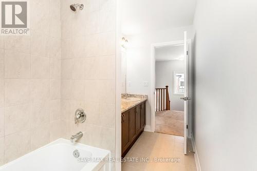 856 Knights Lane, Woodstock, ON - Indoor Photo Showing Bathroom