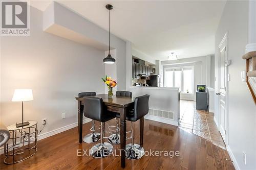 69 Willow Lane N, Grimsby, ON - Indoor Photo Showing Dining Room