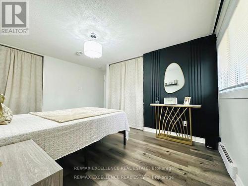 24 - 450 Pond Mills Road, London, ON - Indoor Photo Showing Bedroom