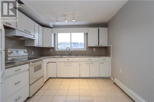 1663 Wendy, Val Caron, ON - Indoor Photo Showing Kitchen