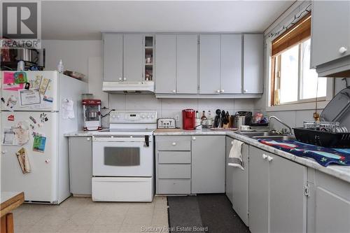 1663 Wendy, Val Caron, ON - Indoor Photo Showing Kitchen With Double Sink