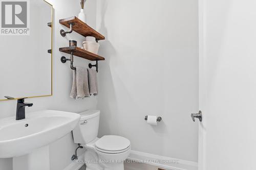 500 Shoreway Drive, Ottawa, ON - Indoor Photo Showing Bathroom