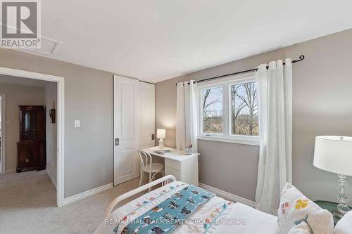 6084 Voyageur Drive, Ottawa, ON - Indoor Photo Showing Bedroom