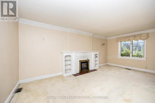 67 Kenilworth Street, Ottawa, ON - Indoor With Fireplace