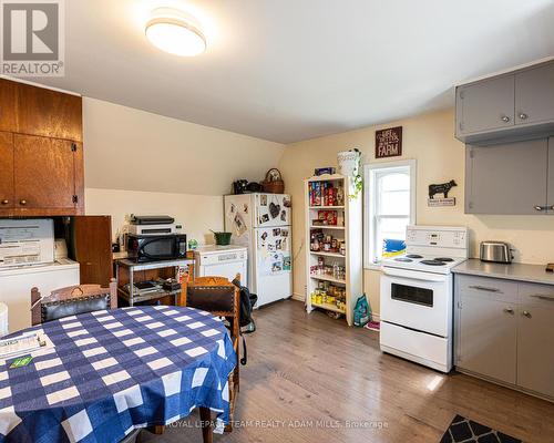 6613 Fourth Line Road, Ottawa, ON - Indoor Photo Showing Kitchen