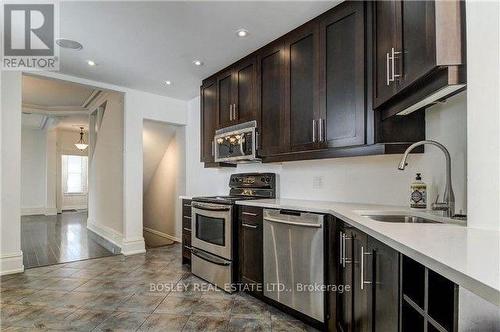 8 Bishop Street, Toronto, ON - Indoor Photo Showing Kitchen