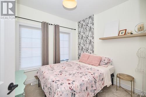 406 Hummel Crescent, Fort Erie (333 - Lakeshore), ON - Indoor Photo Showing Bedroom