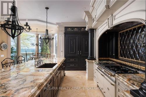 22 Bayview Drive, St. Catharines (438 - Port Dalhousie), ON - Indoor Photo Showing Kitchen