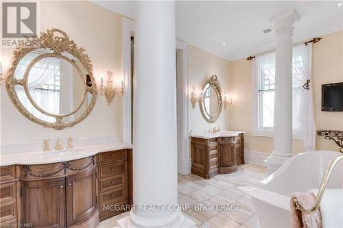 22 Bayview Drive, St. Catharines (438 - Port Dalhousie), ON - Indoor Photo Showing Bathroom