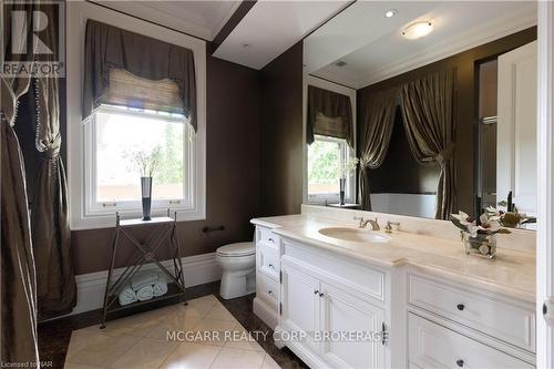 22 Bayview Drive, St. Catharines (438 - Port Dalhousie), ON - Indoor Photo Showing Bathroom