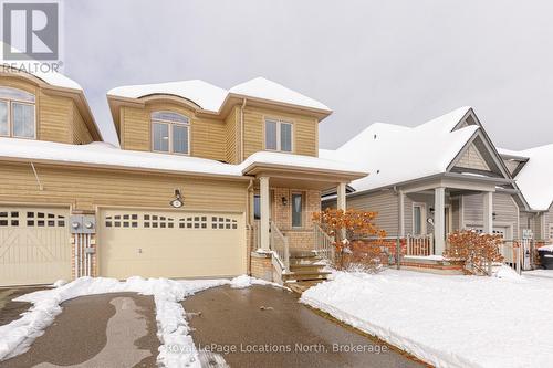 7 Robertson Street, Collingwood, ON - Outdoor With Facade