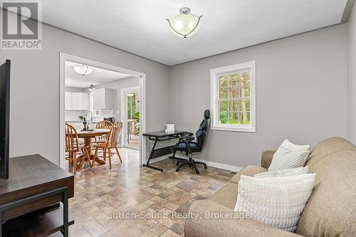 25 Pine Tree Drive, South Bruce Peninsula, ON - Indoor