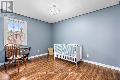 25 Pine Tree Drive, South Bruce Peninsula, ON - Indoor Photo Showing Bedroom