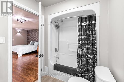 25 Pine Tree Drive, South Bruce Peninsula, ON - Indoor Photo Showing Bathroom