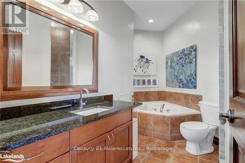 17 - 224 Blueski George Crescent, Blue Mountains (Blue Mountain Resort Area), ON - Indoor Photo Showing Bathroom