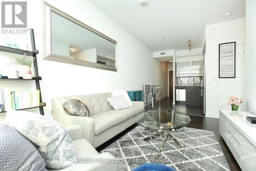 2212 - 170 Fort York Boulevard, Toronto, ON - Indoor Photo Showing Other Room