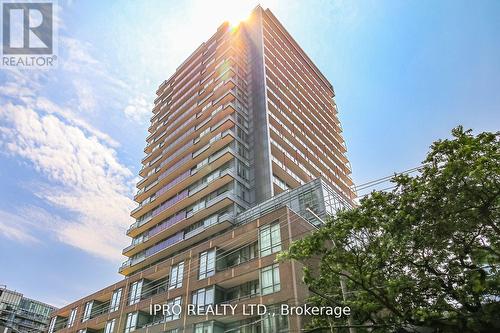 1015 - 120 Parliament Street, Toronto, ON - Outdoor With Facade