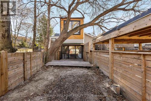 10 Saunders Avenue, Toronto, ON - Outdoor